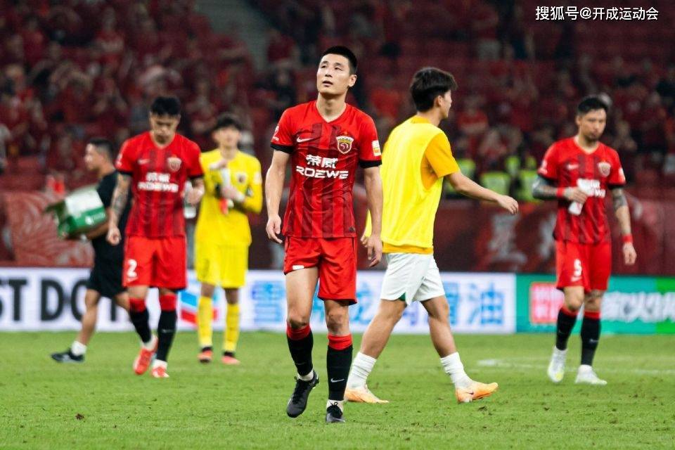 （上海海港队主帅）李璇批评上海海港球员：亚冠还是世预赛，裁判不可能这样惯着你们插图