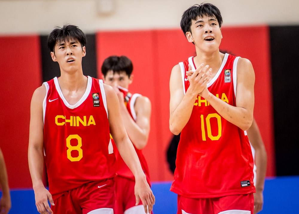 中国U16男篮亚洲杯开门红 傅文昊14+10带队擒菲律宾插图