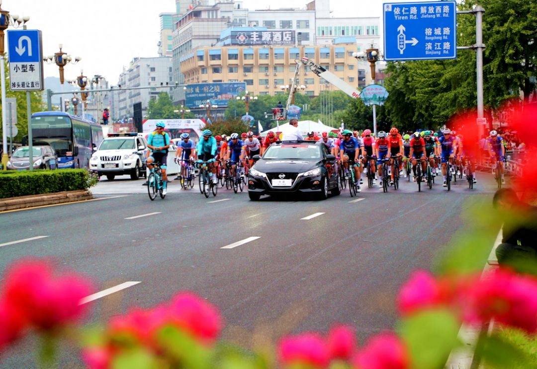 关于2023年环广西公路自行车世界巡回赛桂林赛段比赛期间放假的通知插图