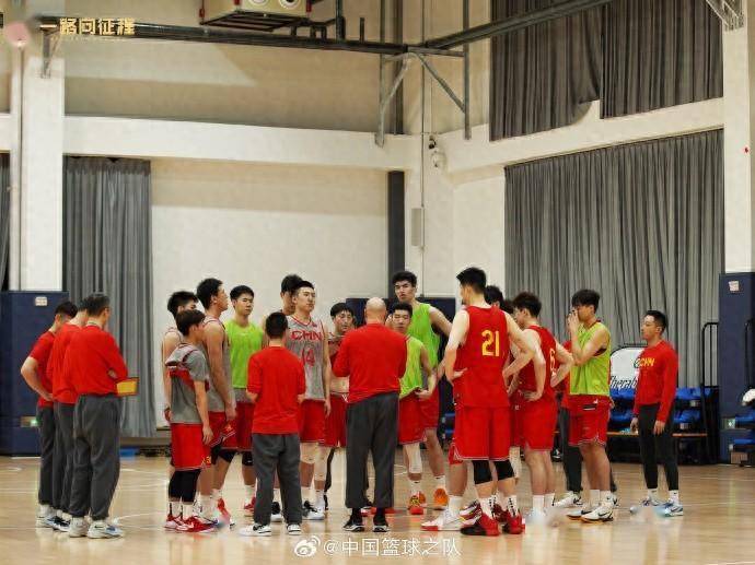 （中国男篮亚预赛名单）距离亚预赛首战还有5天！中国篮球之队官博晒中国男篮训练照插图