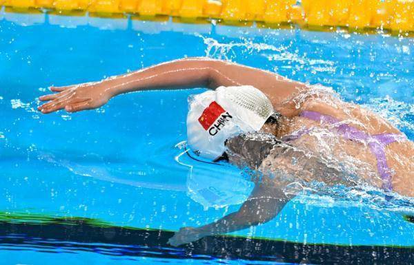 游泳世锦赛 | 李冰洁力挽狂澜 中国队接力摘金插图